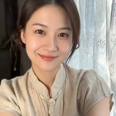 冯英